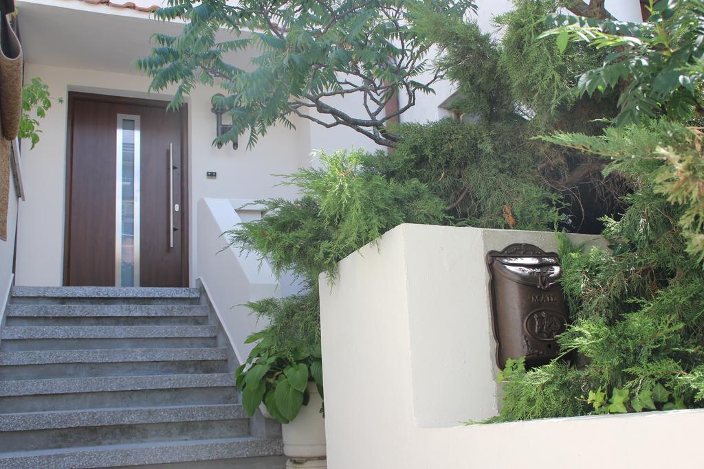 Yankov'S House Hotel โซโซโปล ภายนอก รูปภาพ