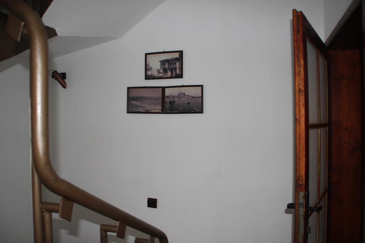 Yankov'S House Hotel โซโซโปล ภายนอก รูปภาพ