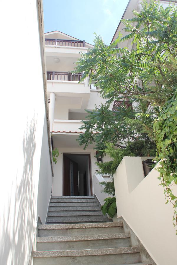 Yankov'S House Hotel โซโซโปล ภายนอก รูปภาพ