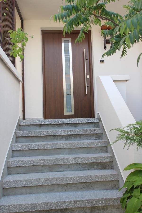Yankov'S House Hotel โซโซโปล ภายนอก รูปภาพ