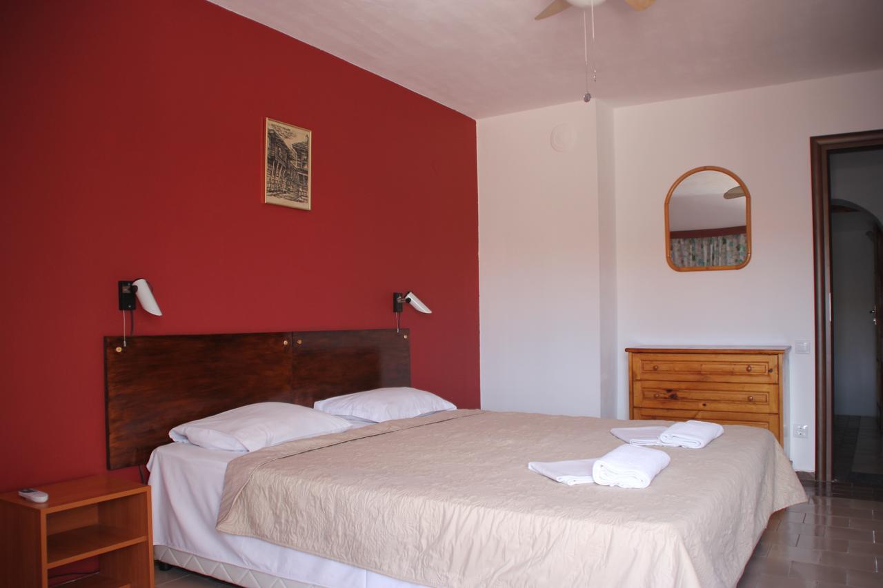 Yankov'S House Hotel โซโซโปล ภายนอก รูปภาพ